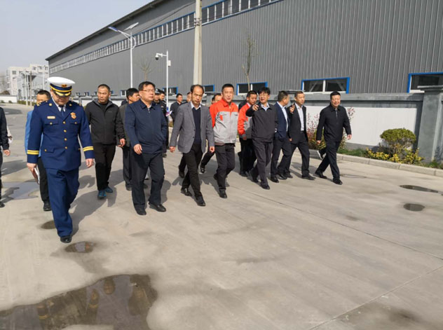 区委、应急局、环保局一行来我厂检查安全生产工作(图3)